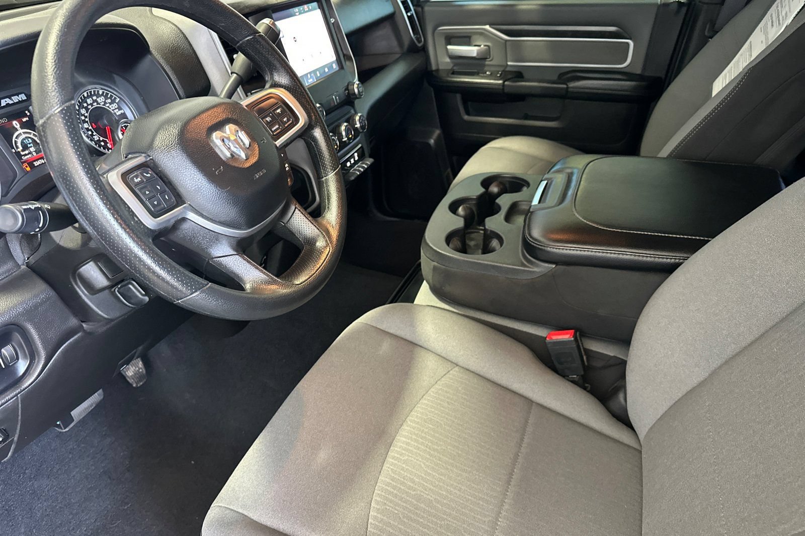 Used 2022 RAM 2500 Big Horn AWD/4WD image 10