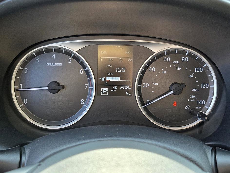 New 2025 Nissan Kicks Play S image 17