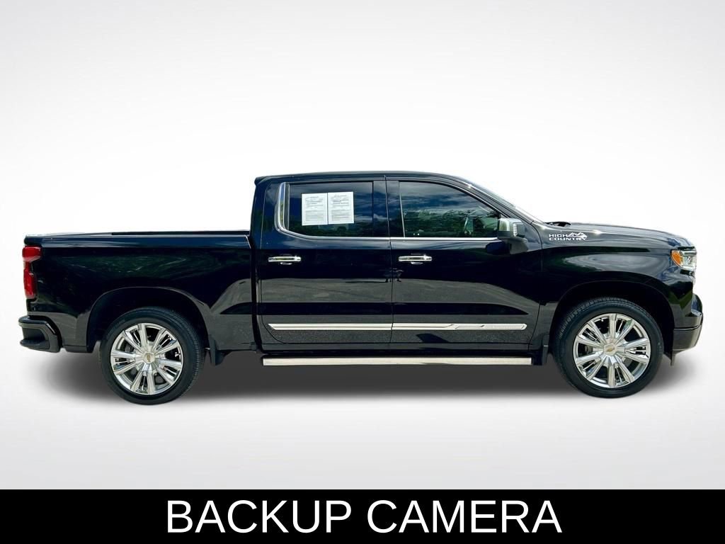 Used 2023 Chevrolet Silverado 1500 High Country w/ Technology Package AWD/4WD image 4