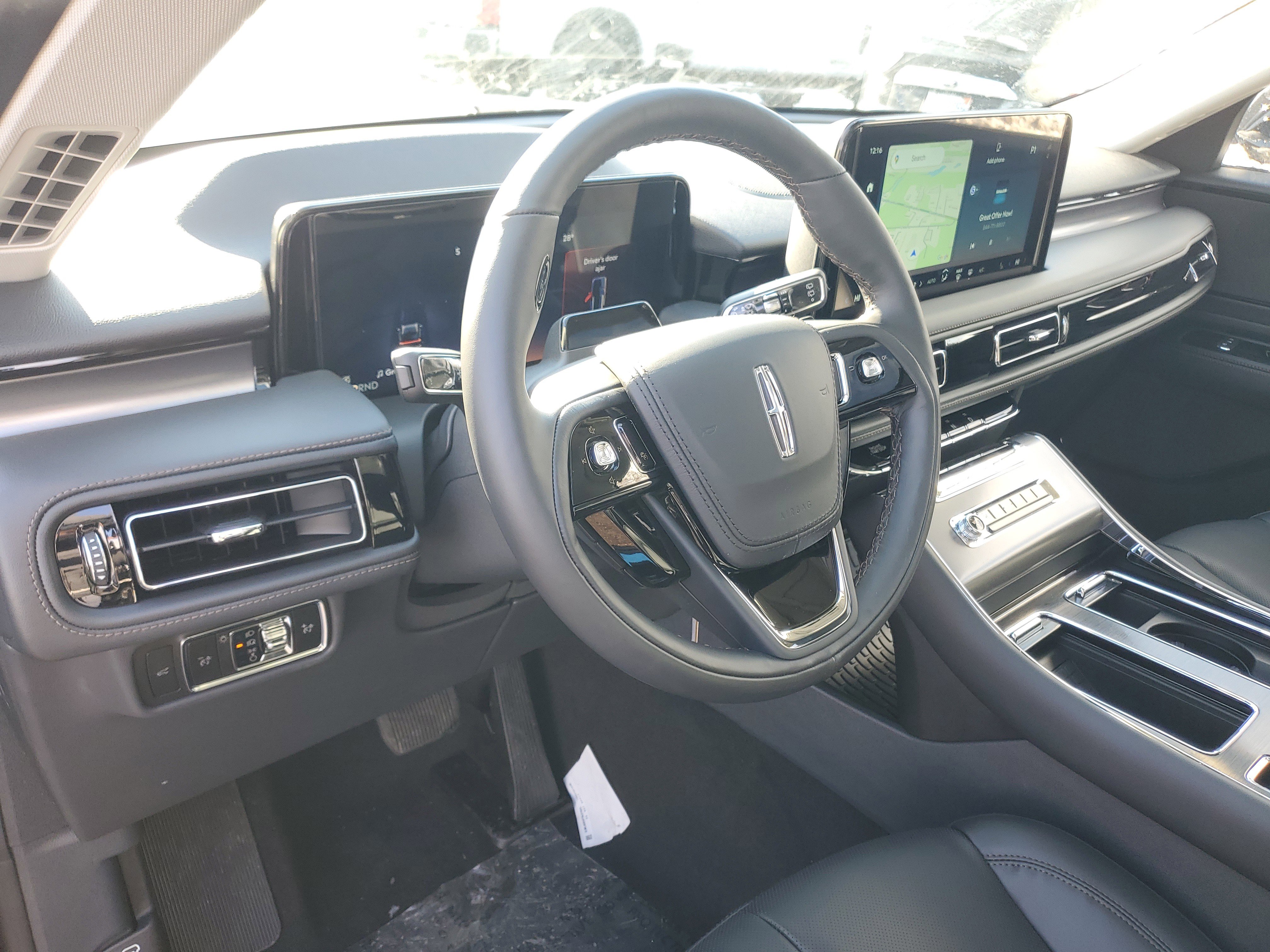 New 2026 Lincoln Aviator AWD image 12