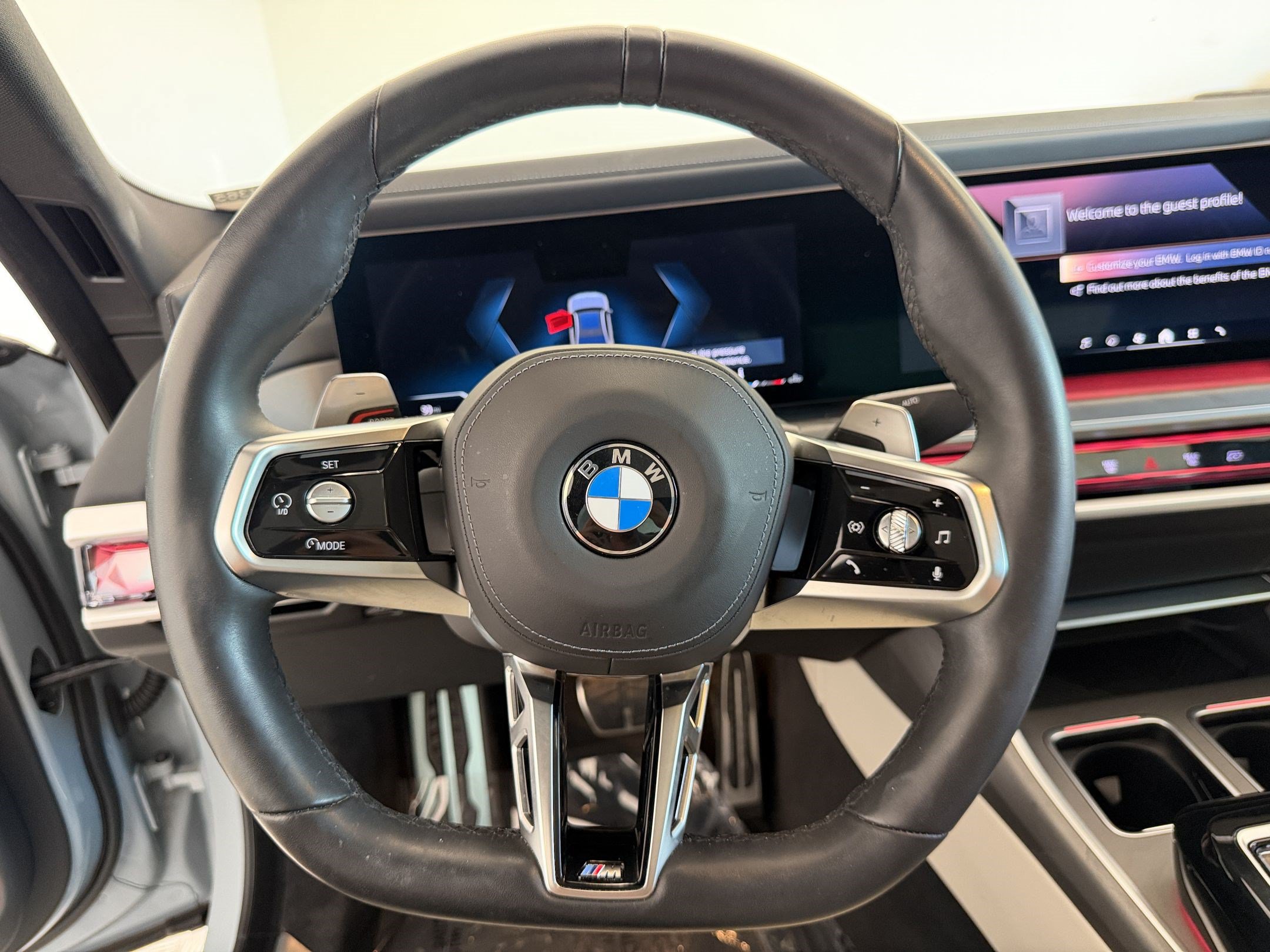 Certified 2023 BMW 760i xDrive AWD/4WD image 11