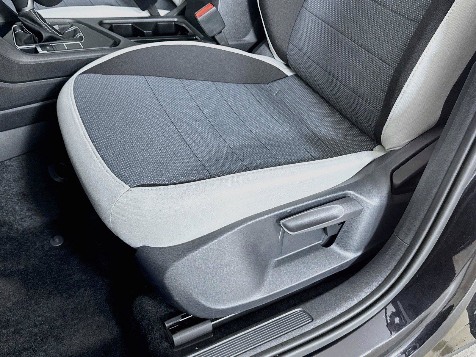 New 2027 Volkswagen Taos S FWD image 18