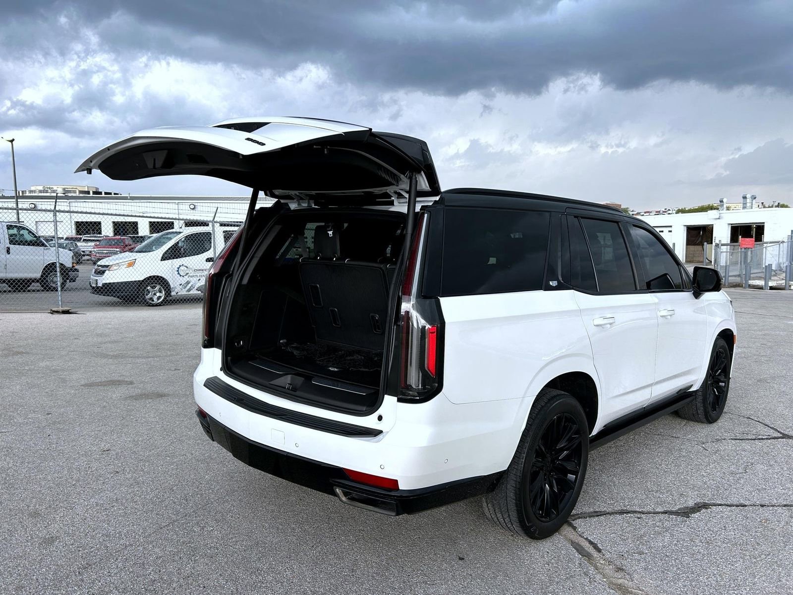 Certified 2023 Cadillac Escalade Sport Platinum AWD/4WD image 23