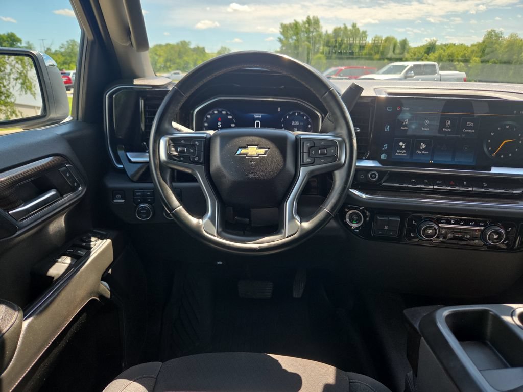 Certified 2024 Chevrolet Silverado 1500 LT AWD/4WD image 12