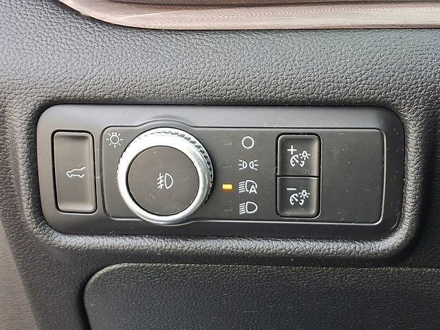 Used 2020 Ford Explorer Limited image 38