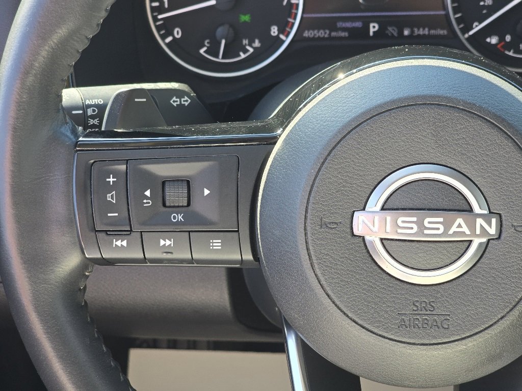 Used 2024 Nissan Pathfinder SL w/ SL Premium Package image 17