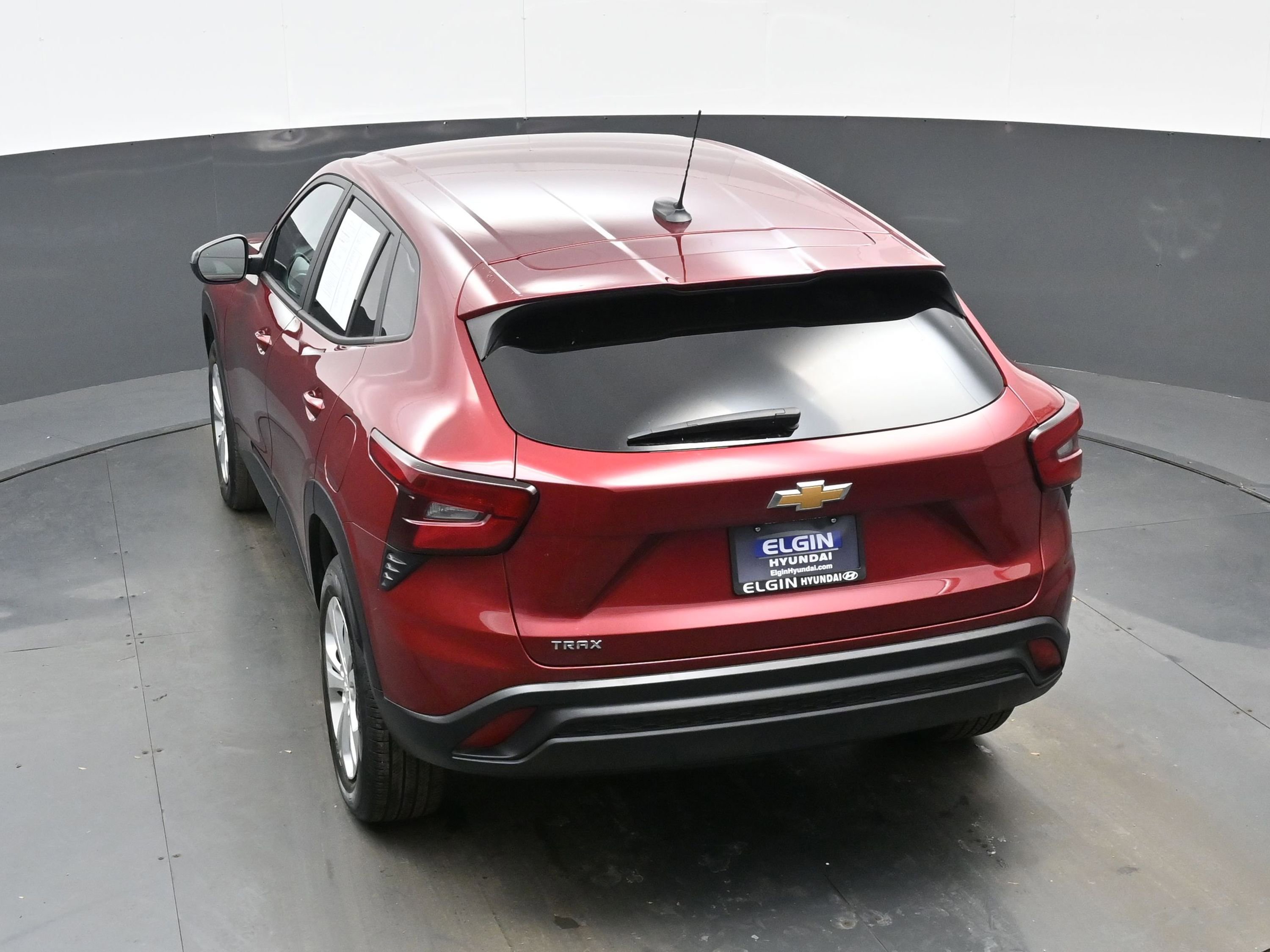 Used 2024 Chevrolet Trax LS w/ Driver Confidence Package image 34