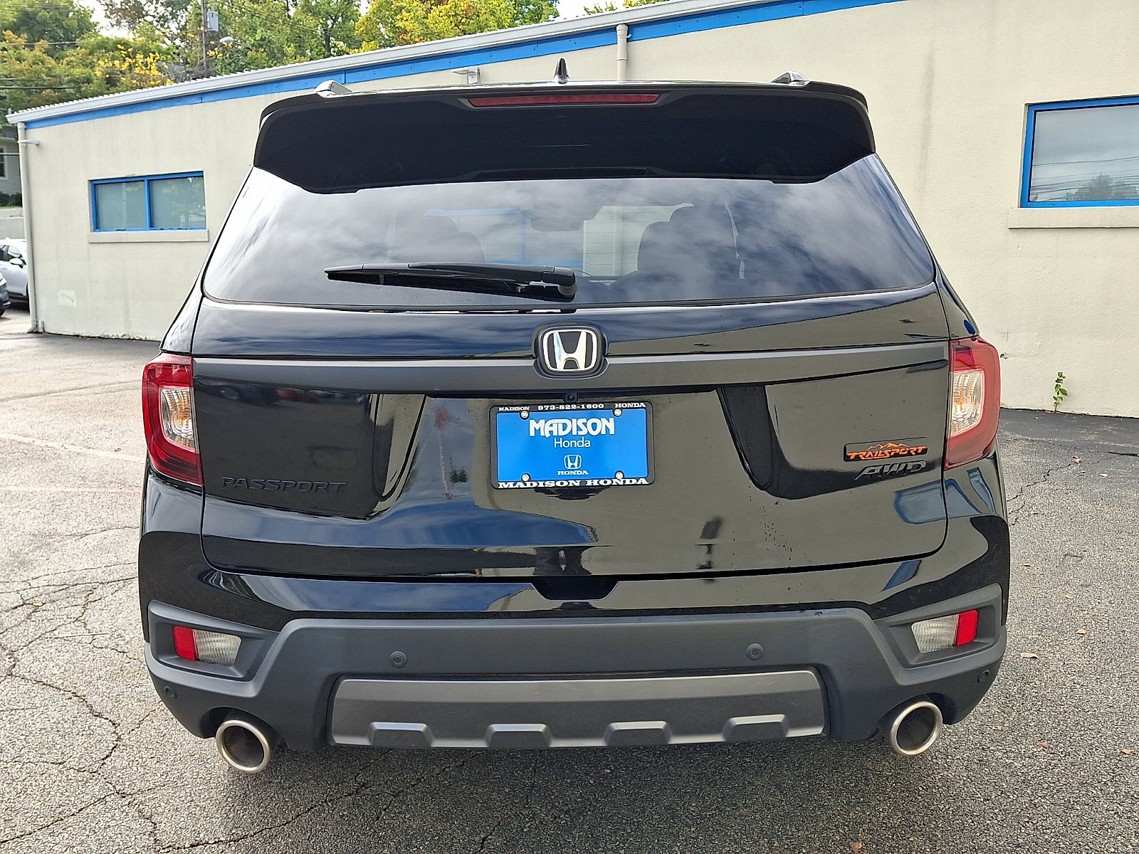Used 2023 Honda Passport TrailSport image 5