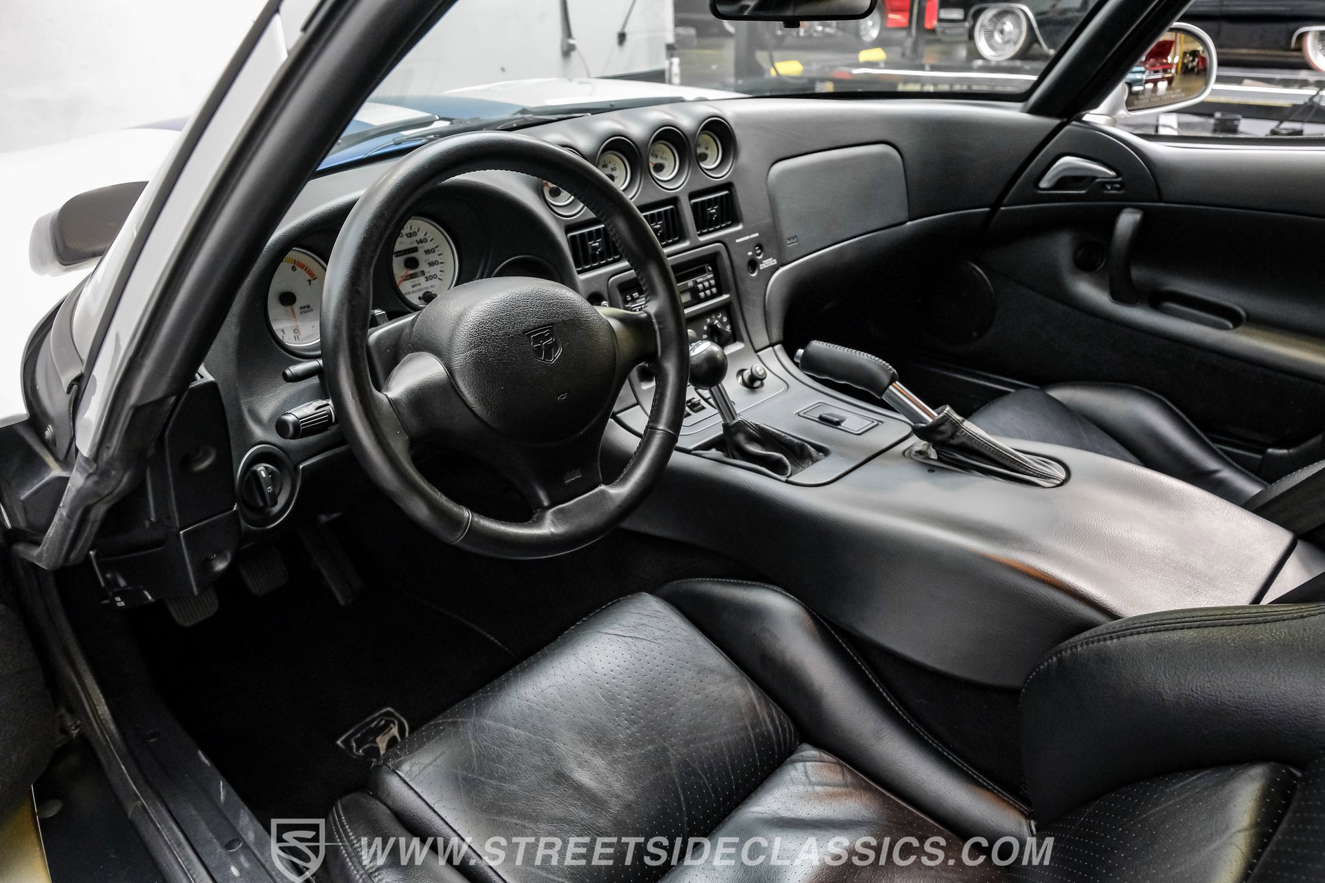 Used 1999 Dodge Viper GTS RWD image 4