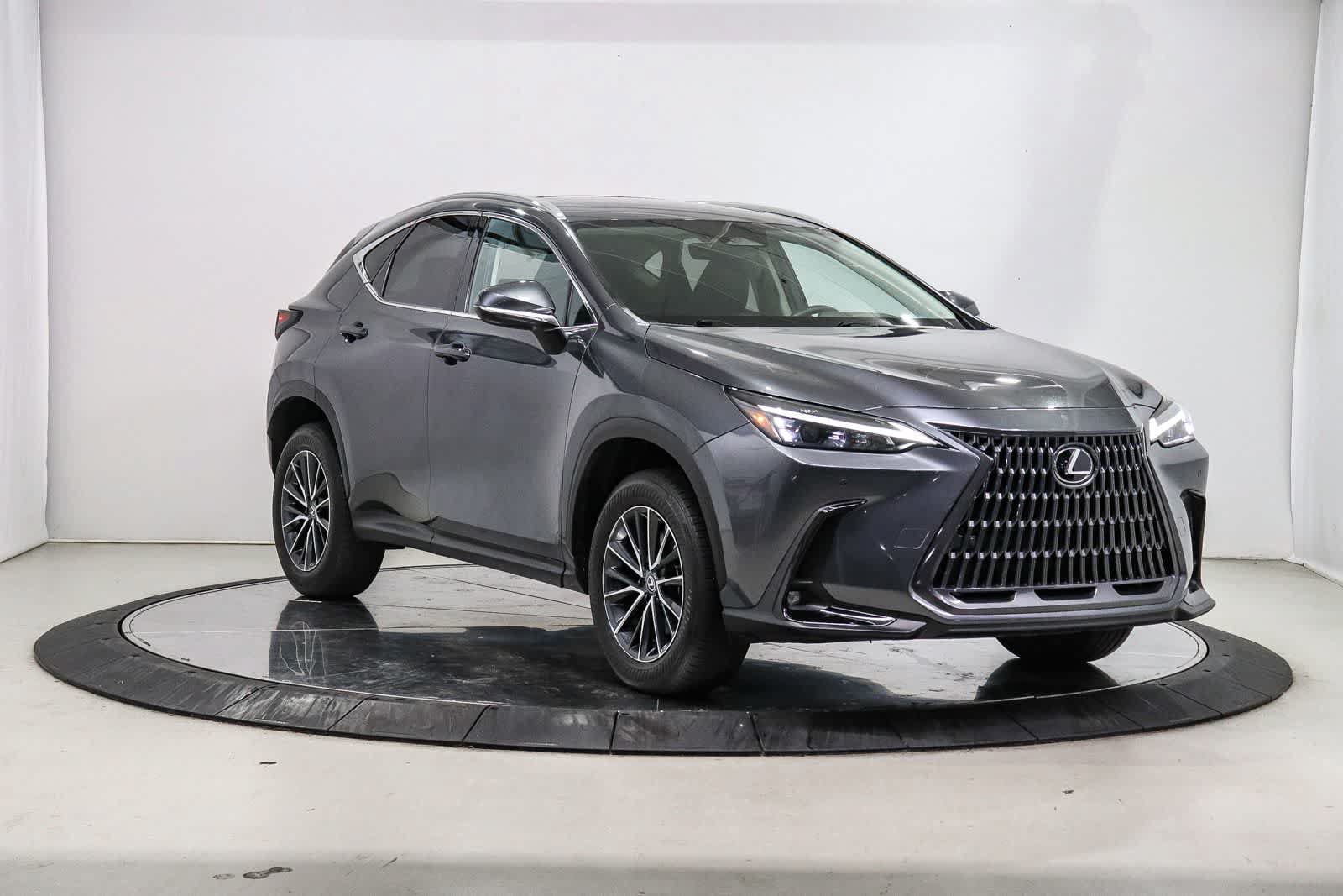 Used 2024 Lexus NX 250 FWD w/ Premium Package image 5