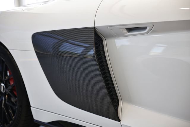 Used 2020 Audi R8 V10 w/ Carbon Exterior Package AWD/4WD image 6