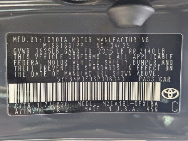 Used 2025 Toyota Corolla LE image 27