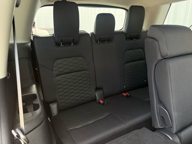 Used 2024 Nissan Pathfinder SV AWD/4WD image 31