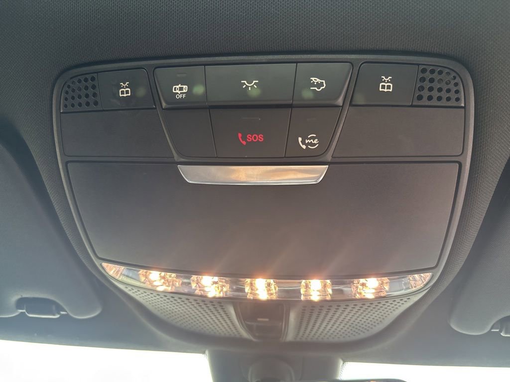 Used 2021 Mercedes-Benz C 300 4MATIC Sedan w/ AMG Line image 28