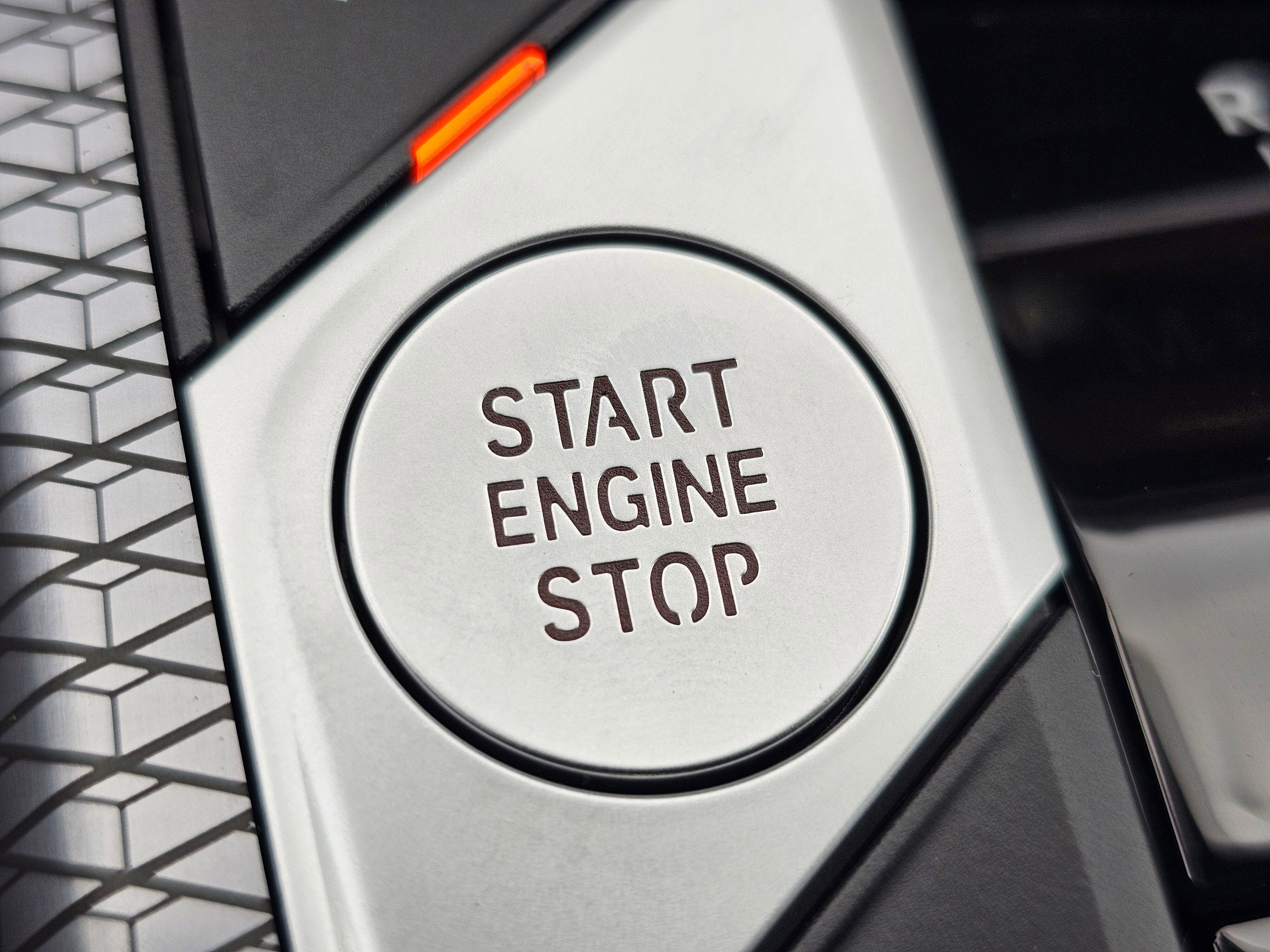 New 2026 BMW 330i xDrive Sedan w/ M Sport Package image 21