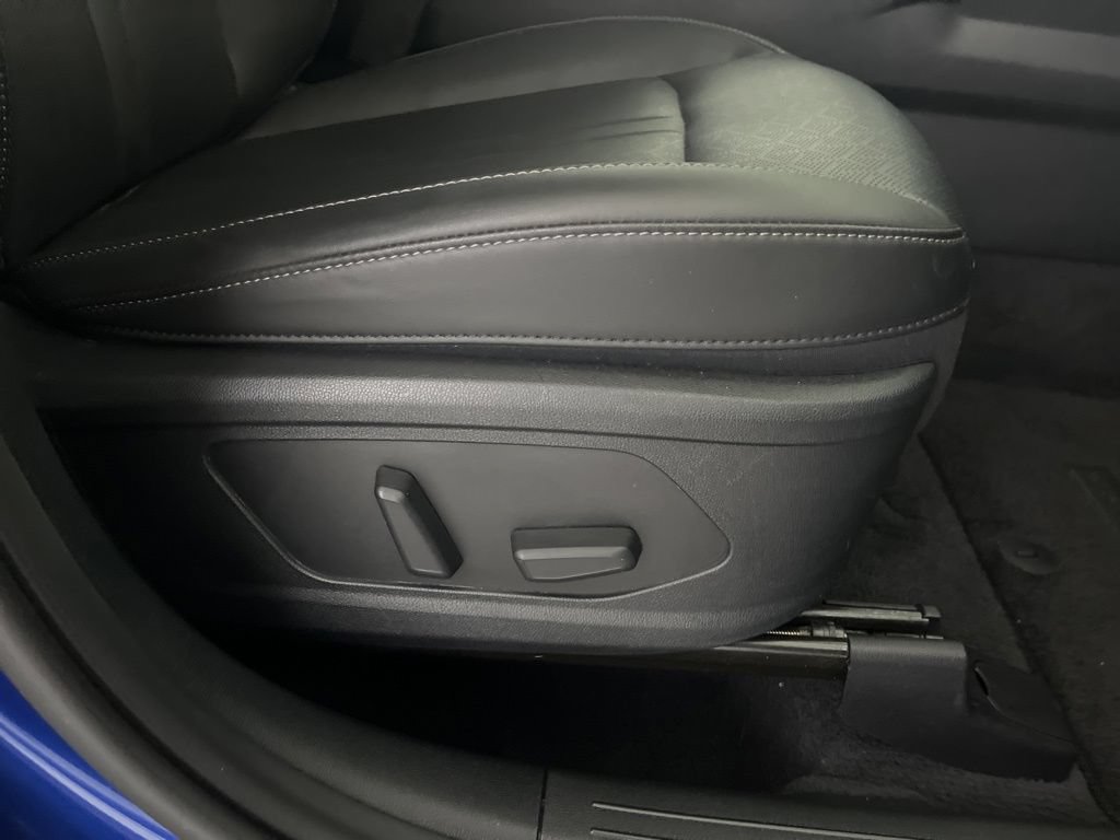 Used 2023 Kia Sorento EX w/ Panoramic Sunroof Package FWD image 57
