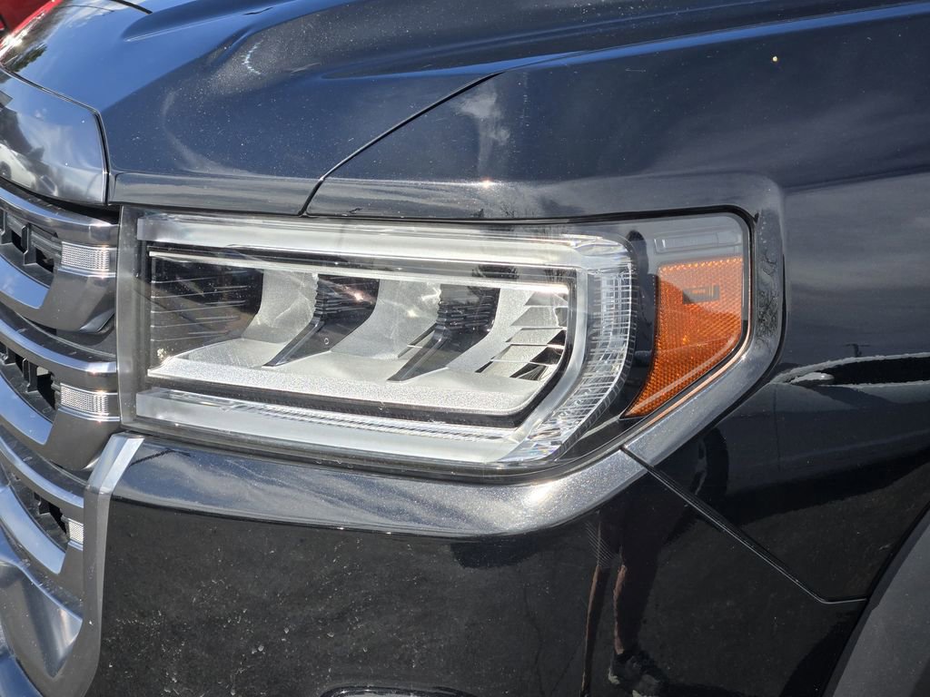 Certified 2023 GMC Acadia AT4 w/ Preferred Package image 5