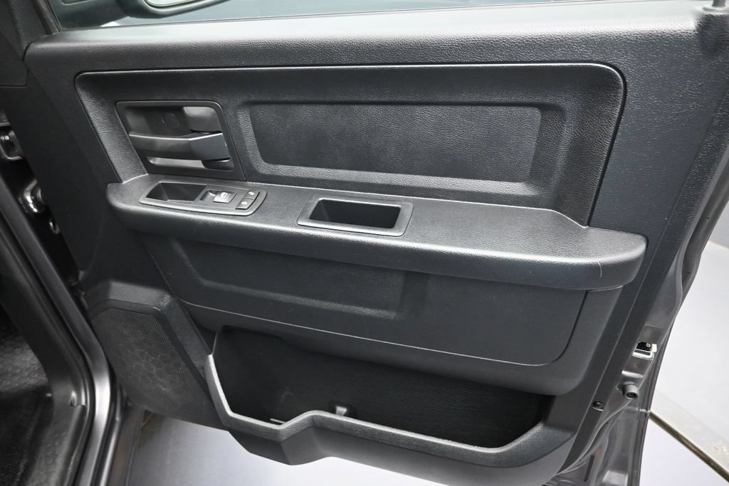 Used 2016 RAM 1500 Tradesman w/ Popular Equipment Group AWD/4WD image 27