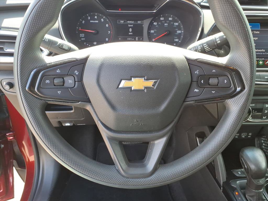 Used 2022 Chevrolet TrailBlazer LT w/ Convenience Package FWD image 21