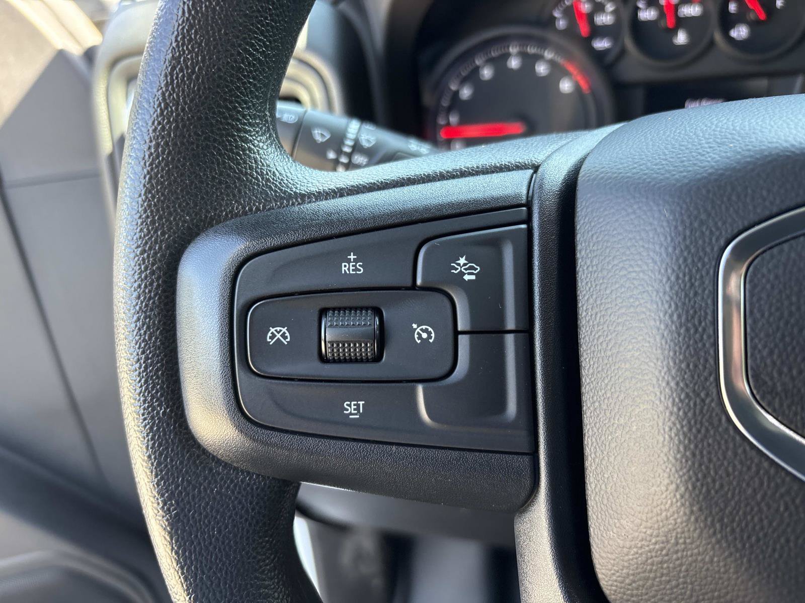 Used 2025 GMC Sierra 2500 Pro w/ Convenience Package AWD/4WD image 18