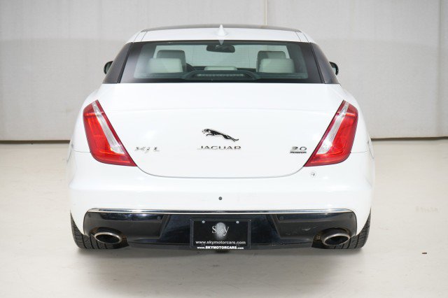 Used 2016 Jaguar XJ L Portfolio image 18