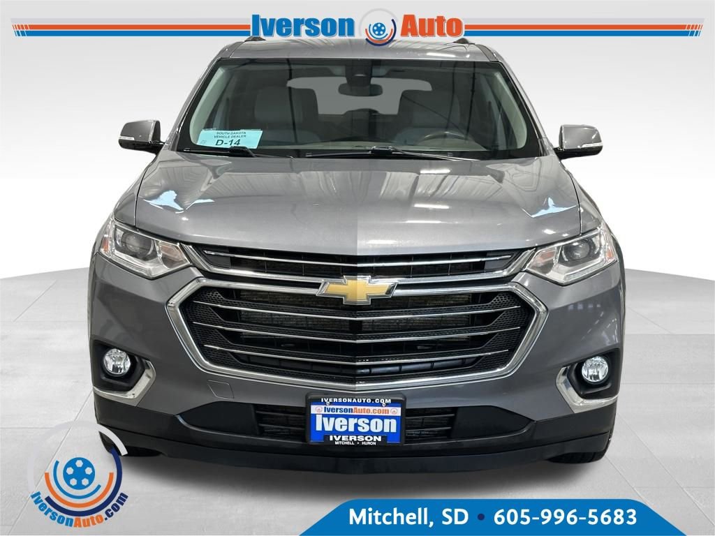 Used 2020 Chevrolet Traverse LT w/ Driver Confidence II Package AWD/4WD image 3