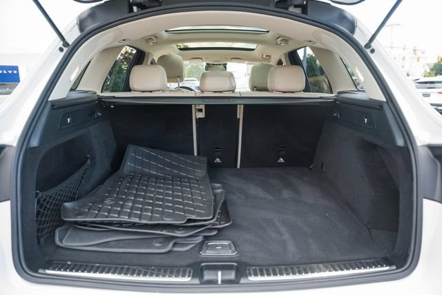 Certified 2022 Mercedes-Benz GLC 300 4MATIC w/ Premium Package Lite image 10