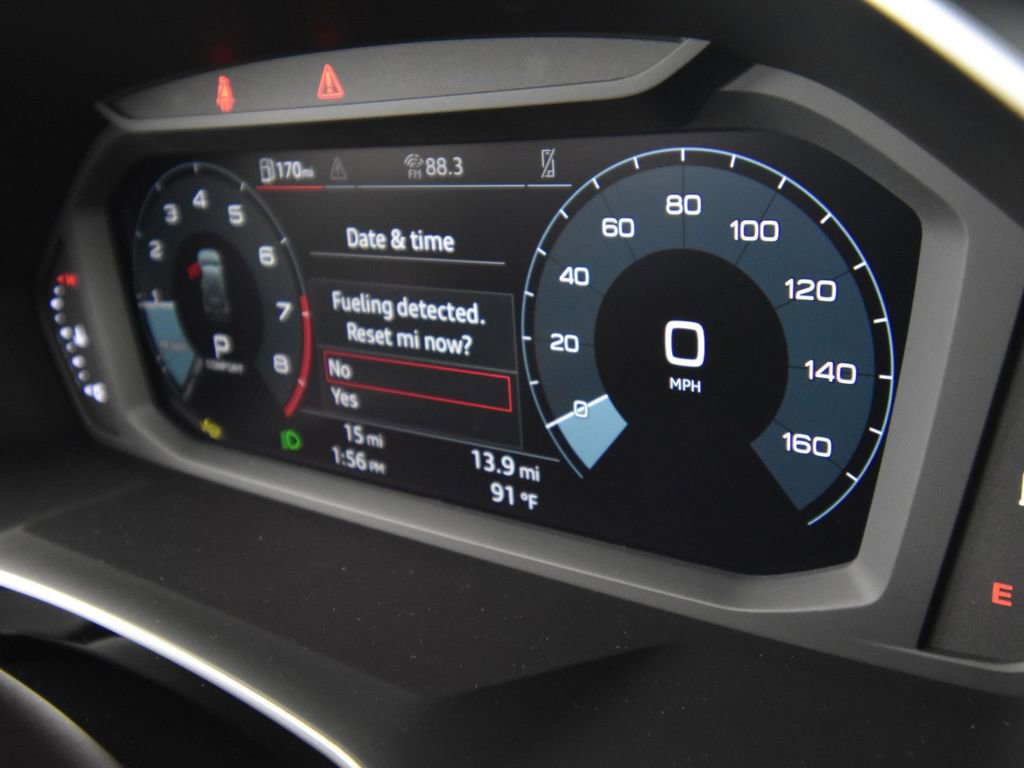 New 2025 Audi Q3 2.0T Premium image 27