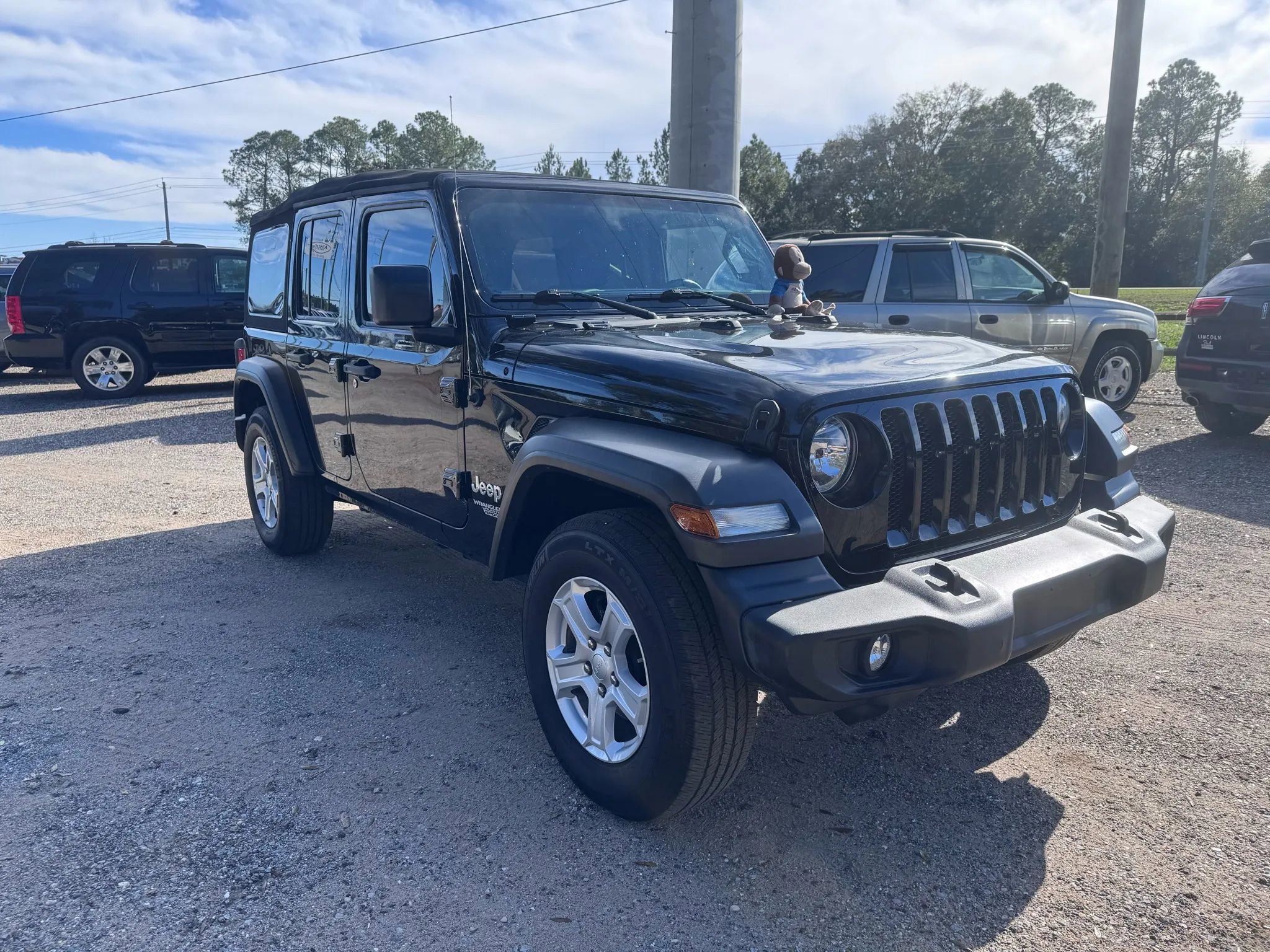 Used 2018 Jeep Wrangler Unlimited Sport S image 12