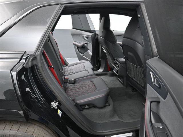 New 2026 Audi Q8 Prestige image 13