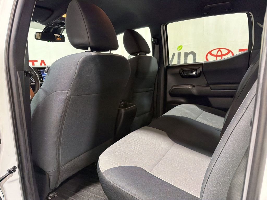 Used 2023 Toyota Tacoma TRD Off-Road AWD/4WD image 19