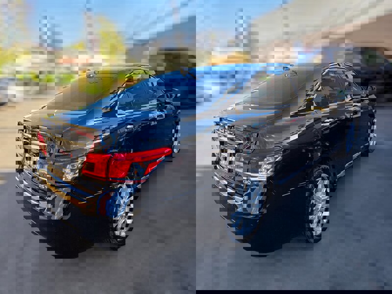 Used 2011 Lexus ES 350 image 7