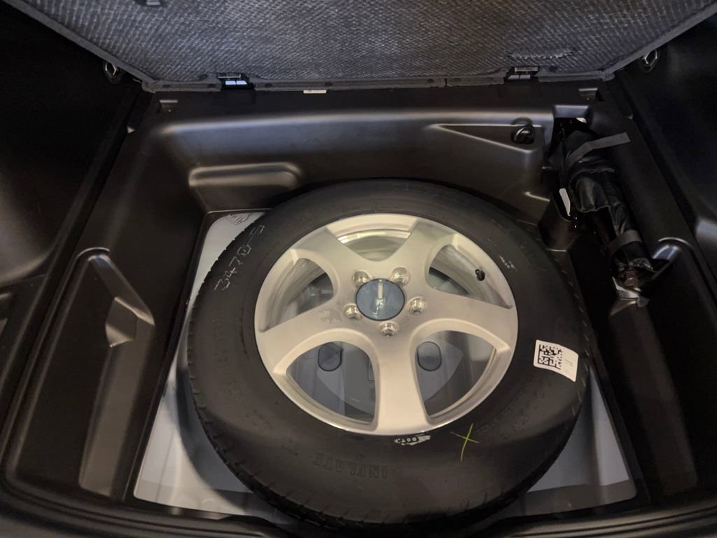 New 2025 Jeep Grand Cherokee 4WD image 10