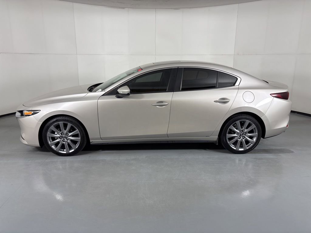 Used 2023 MAZDA MAZDA3 s FWD image 5