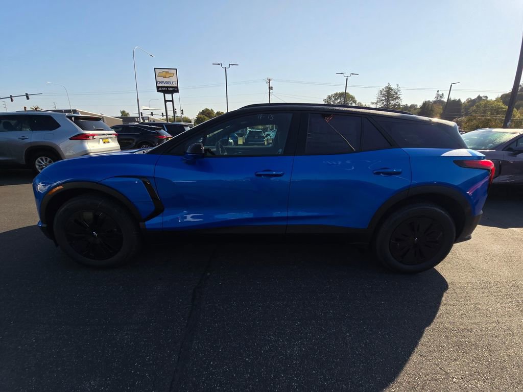New 2025 Chevrolet Blazer EV LT w/ Super Cruise Package image 9