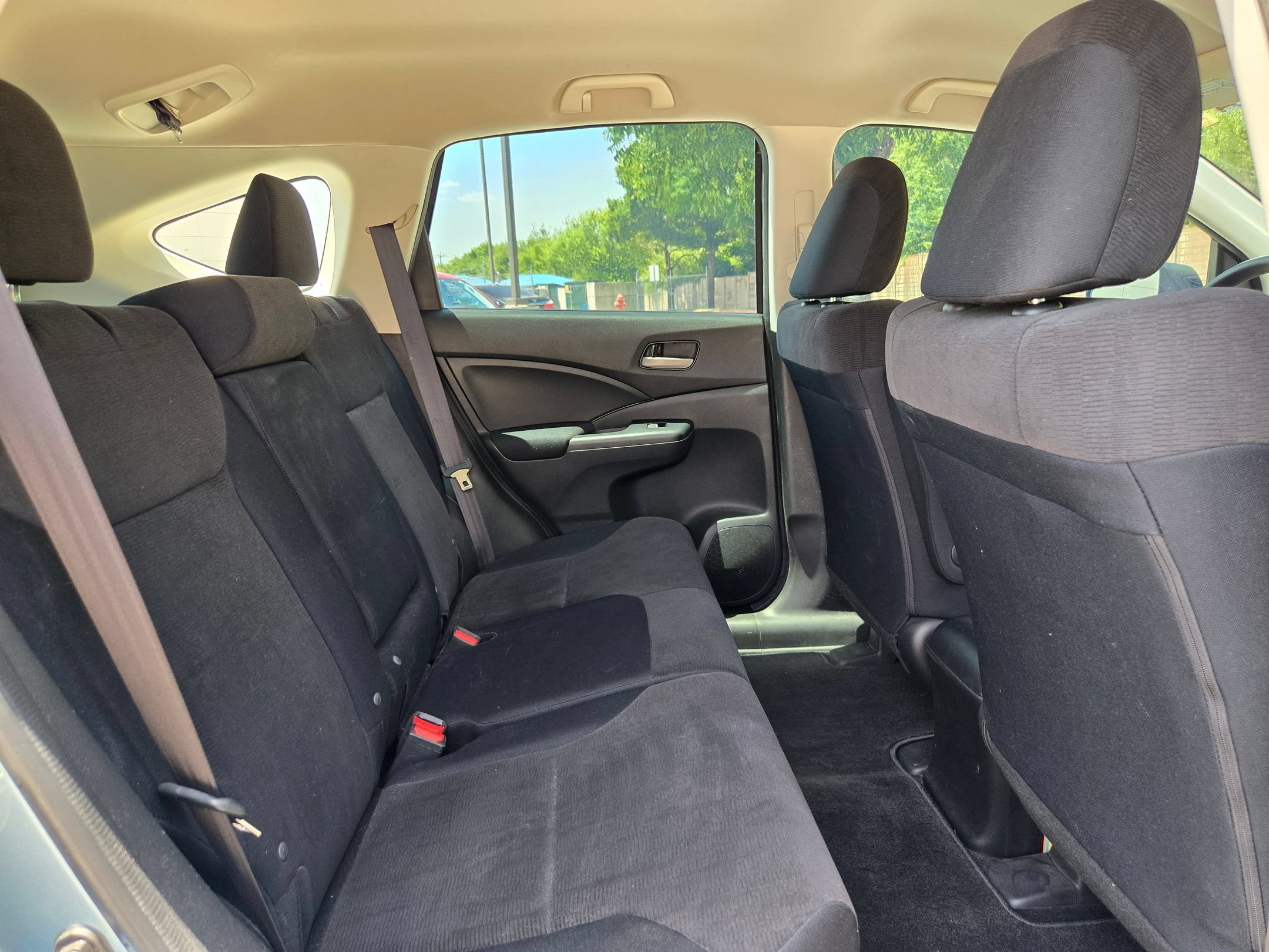 Used 2014 Honda CR-V LX image 25