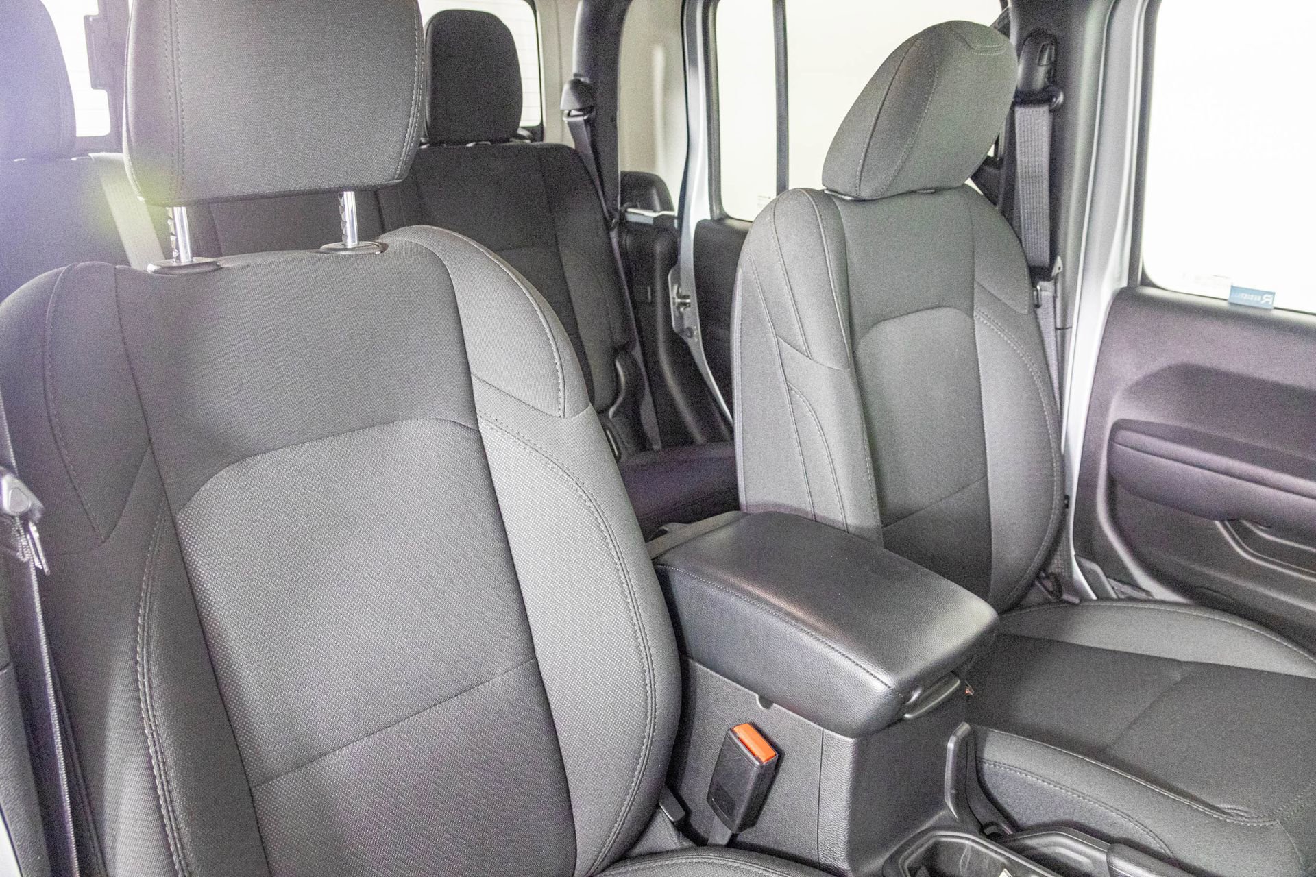 Used 2023 Jeep Gladiator Sport image 45