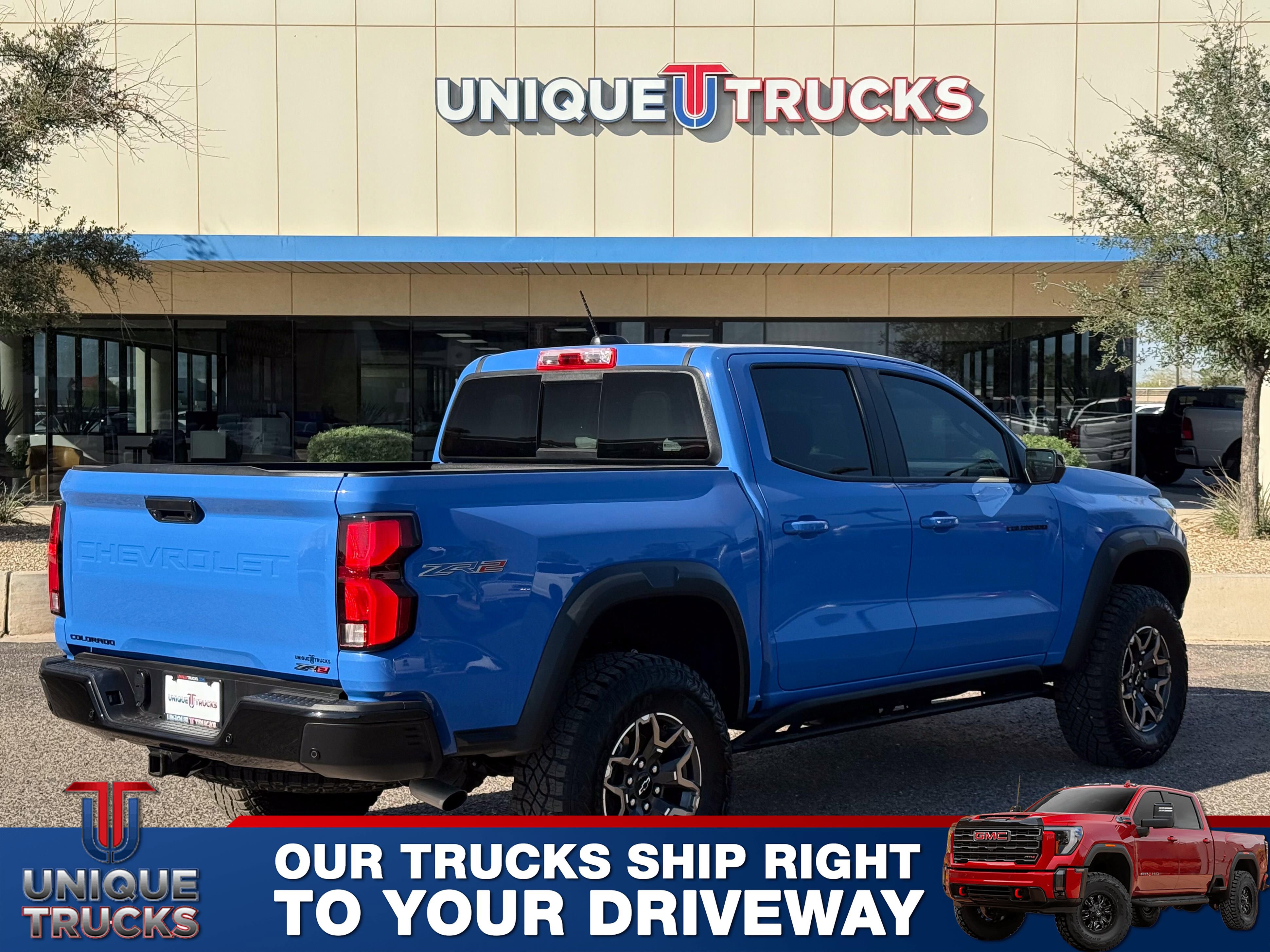 Used 2025 Chevrolet Colorado ZR2 w/ Technology Package image 5