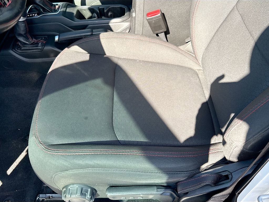 Used 2022 Jeep Wrangler Unlimited Rubicon w/ Steel Bumper Group image 22