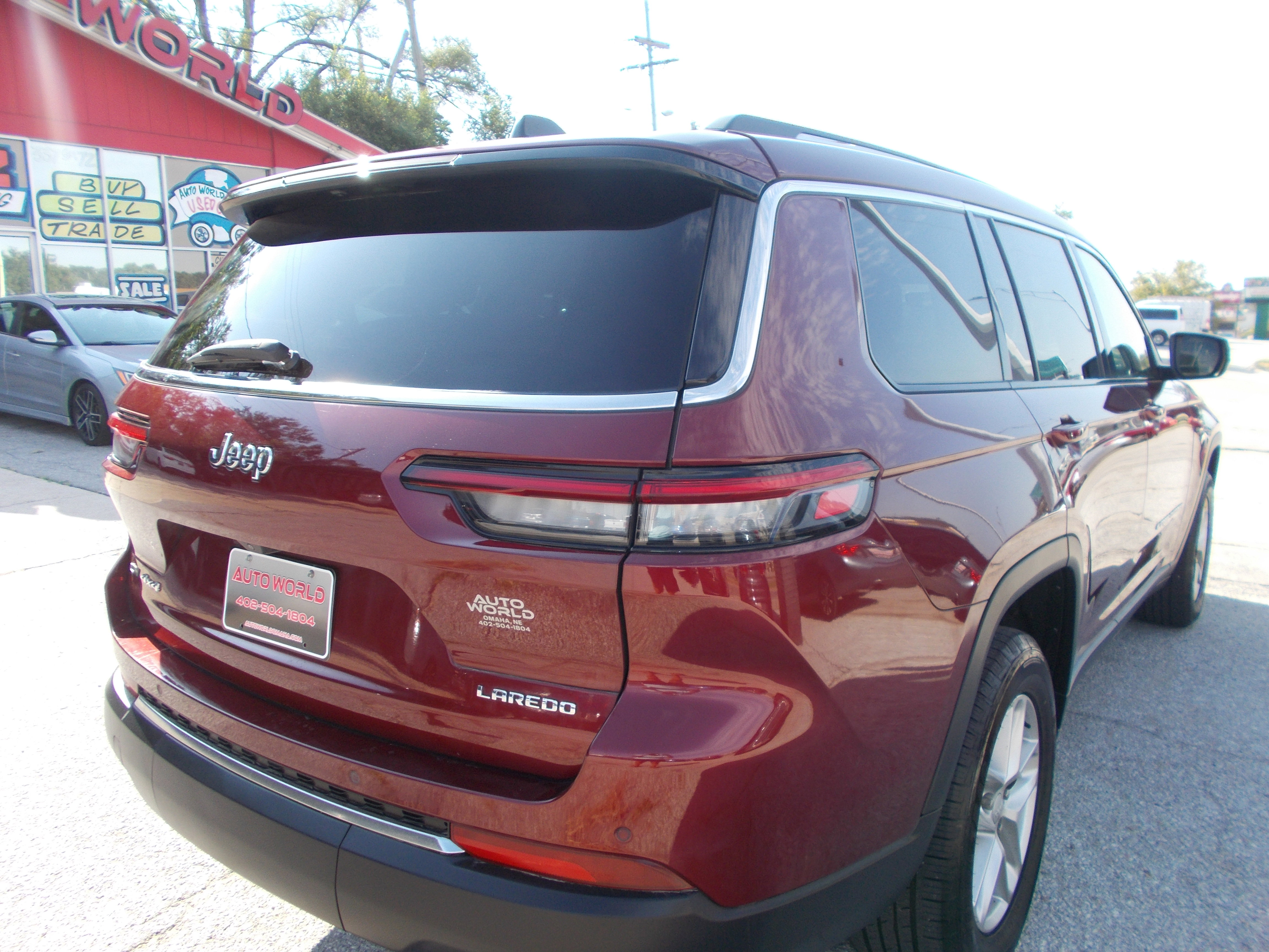 Used 2022 Jeep Grand Cherokee L Laredo w/ Luxury Tech Group I image 5