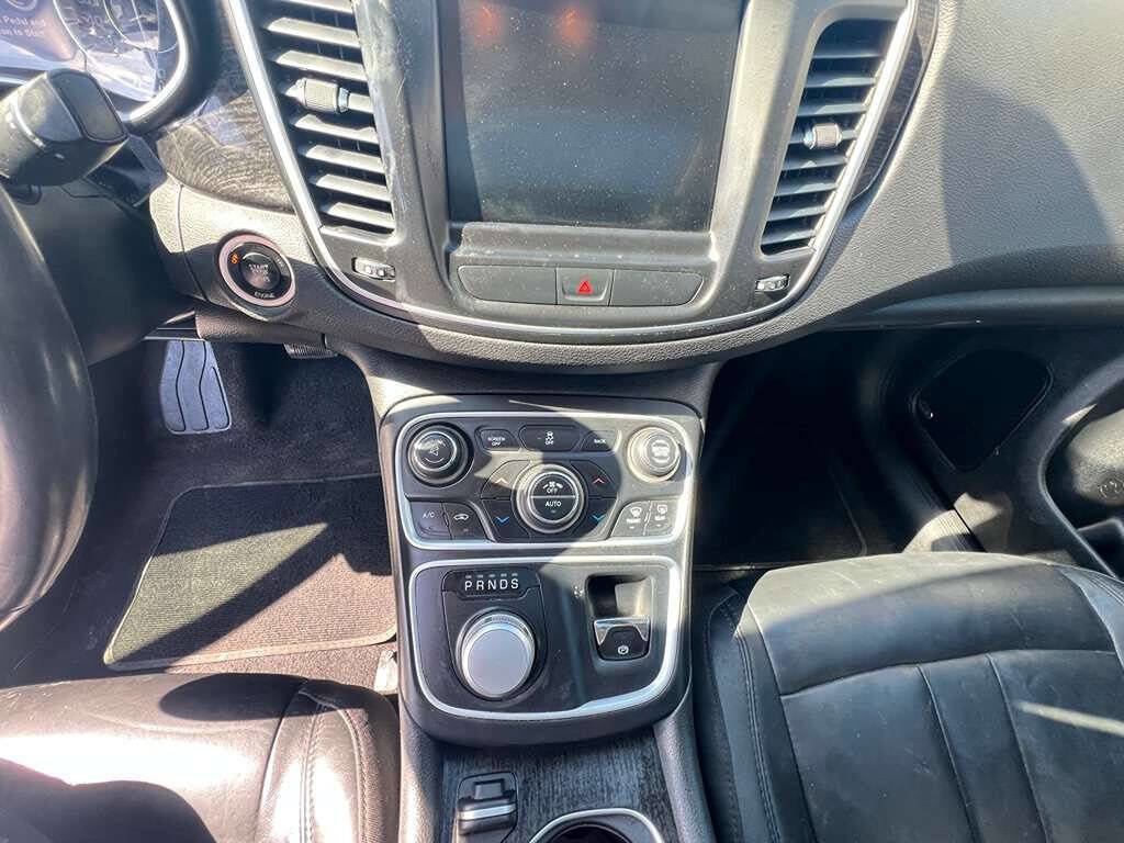 Used 2015 Chrysler 200 C w/ Navigation & Sound Group I AWD/4WD image 4