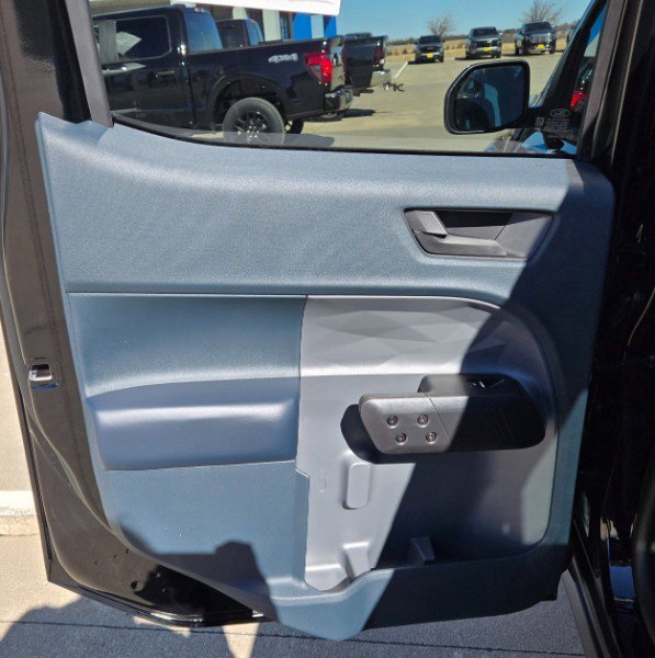 New 2025 Ford Maverick XLT w/ XLT Luxury Package image 12
