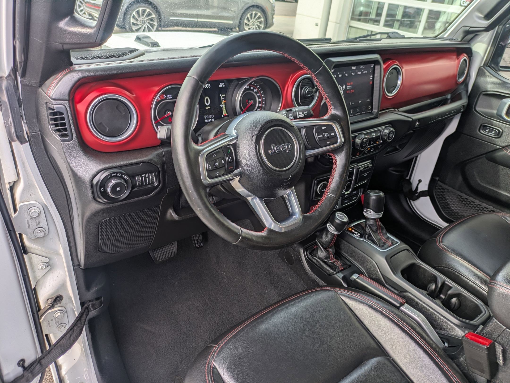 Used 2021 Jeep Wrangler Unlimited Rubicon AWD/4WD image 17