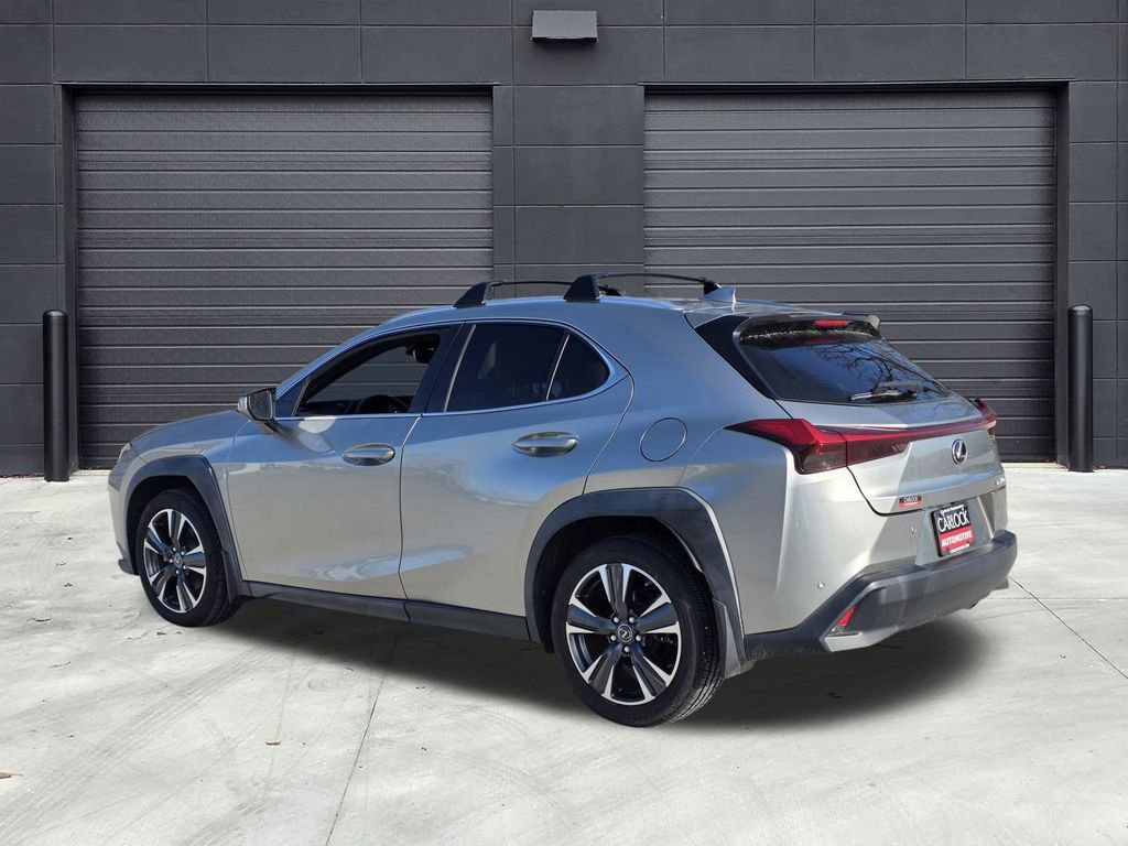 Used 2019 Lexus UX 200 w/ Premium Package image 6