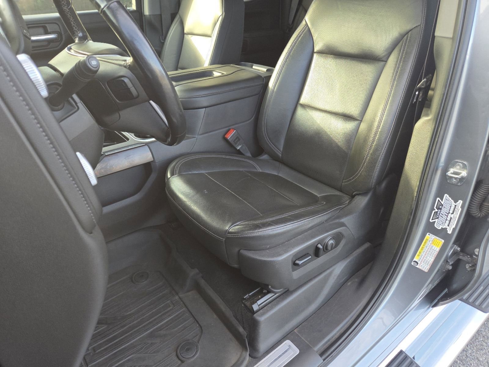 Used 2020 GMC Sierra 1500 SLT w/ SLT Premium Plus Package image 30