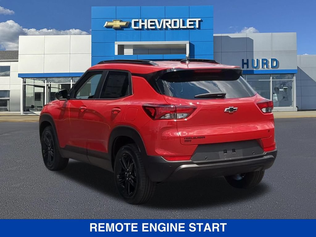 New 2026 Chevrolet TrailBlazer LT w/ Midnight Edition AWD/4WD image 7
