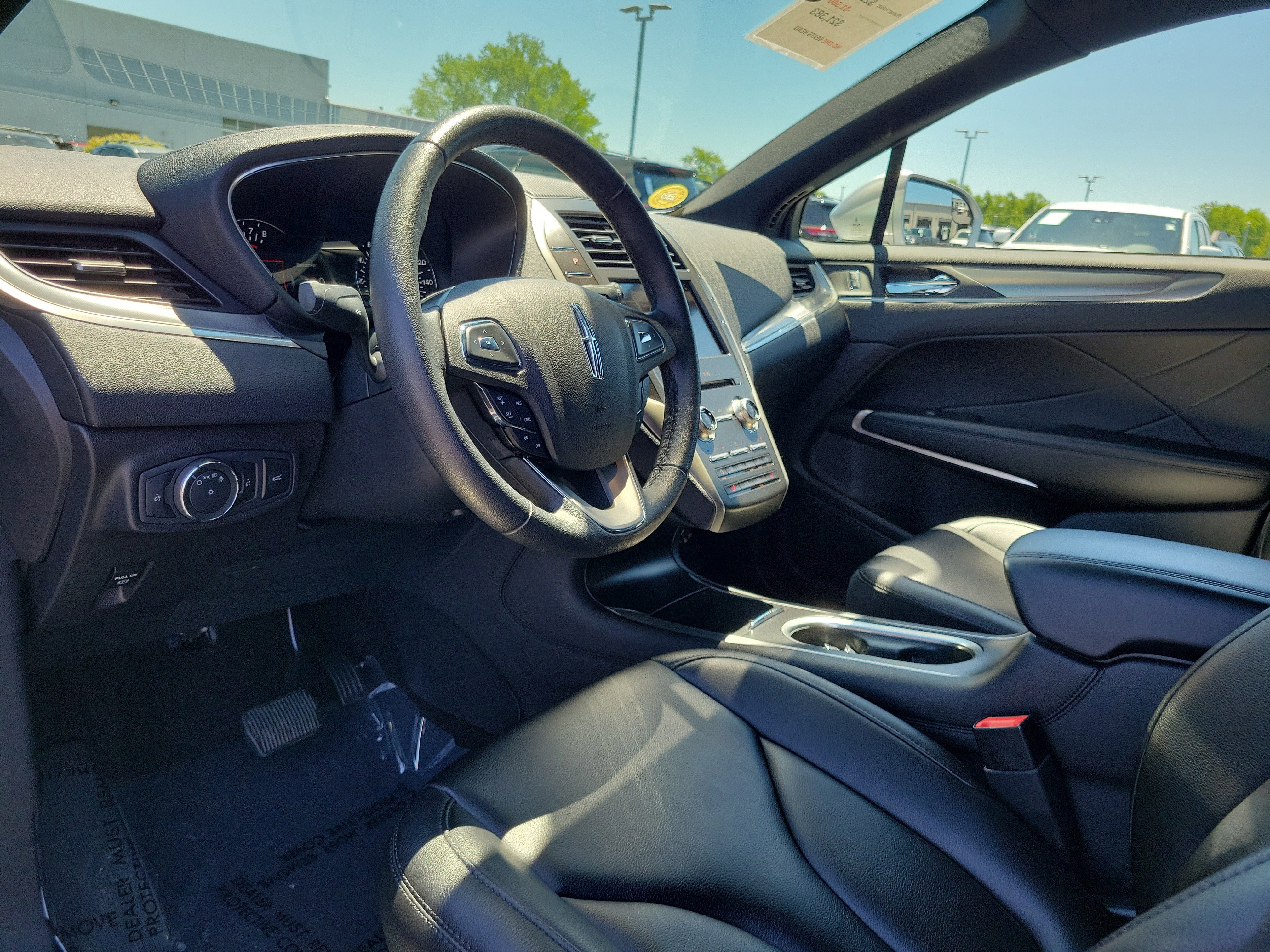 Used 2019 Lincoln MKC Premiere FWD image 18