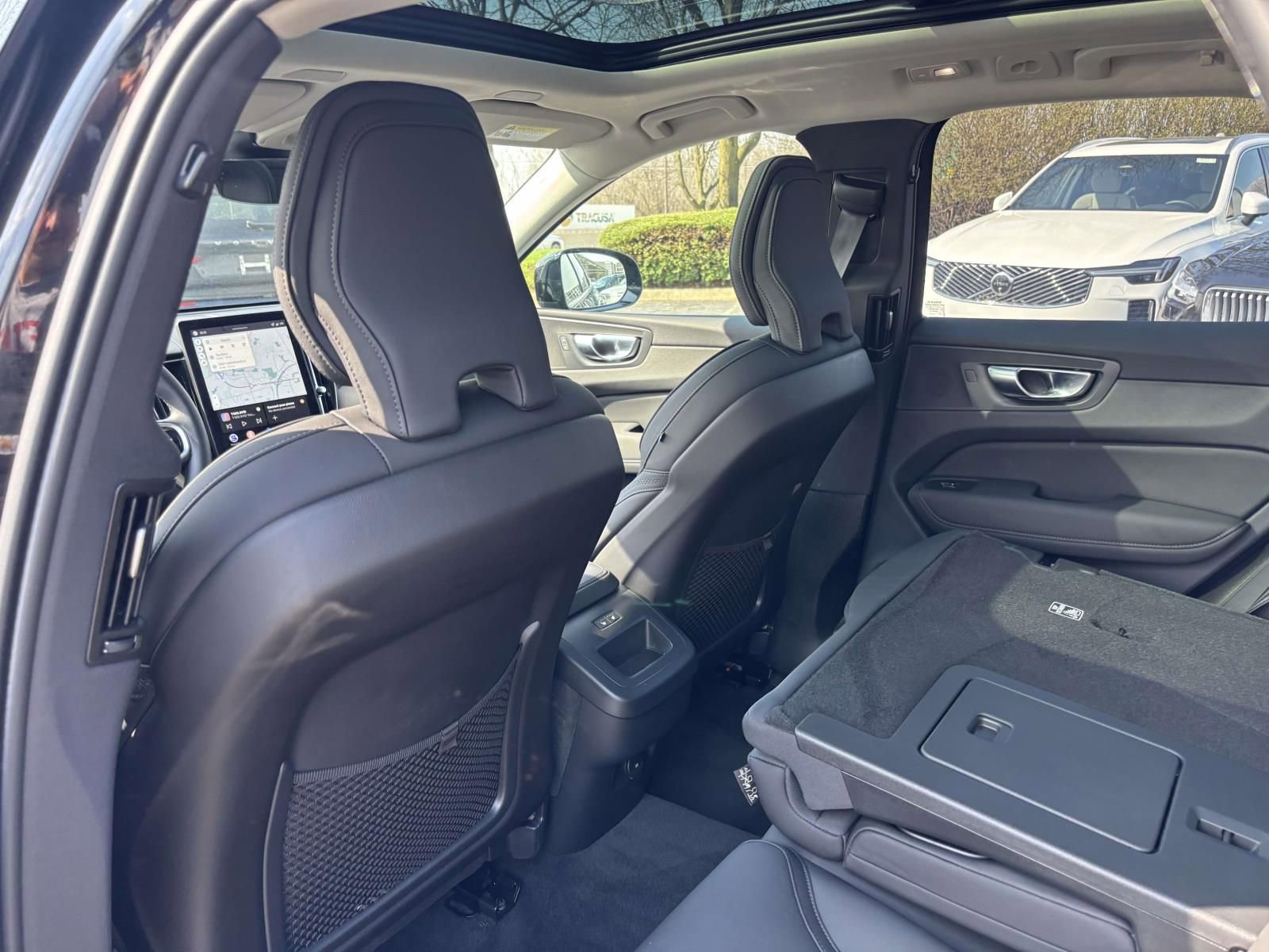 New 2026 Volvo XC60 B5 Plus AWD/4WD image 26