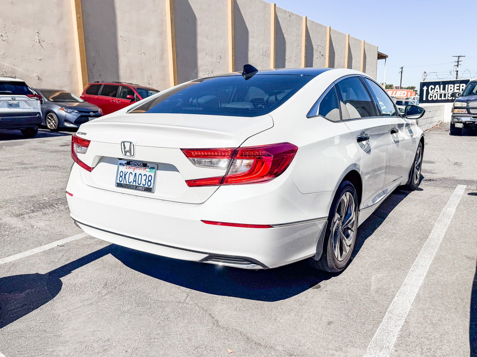 Used 2018 Honda Accord EX image 15