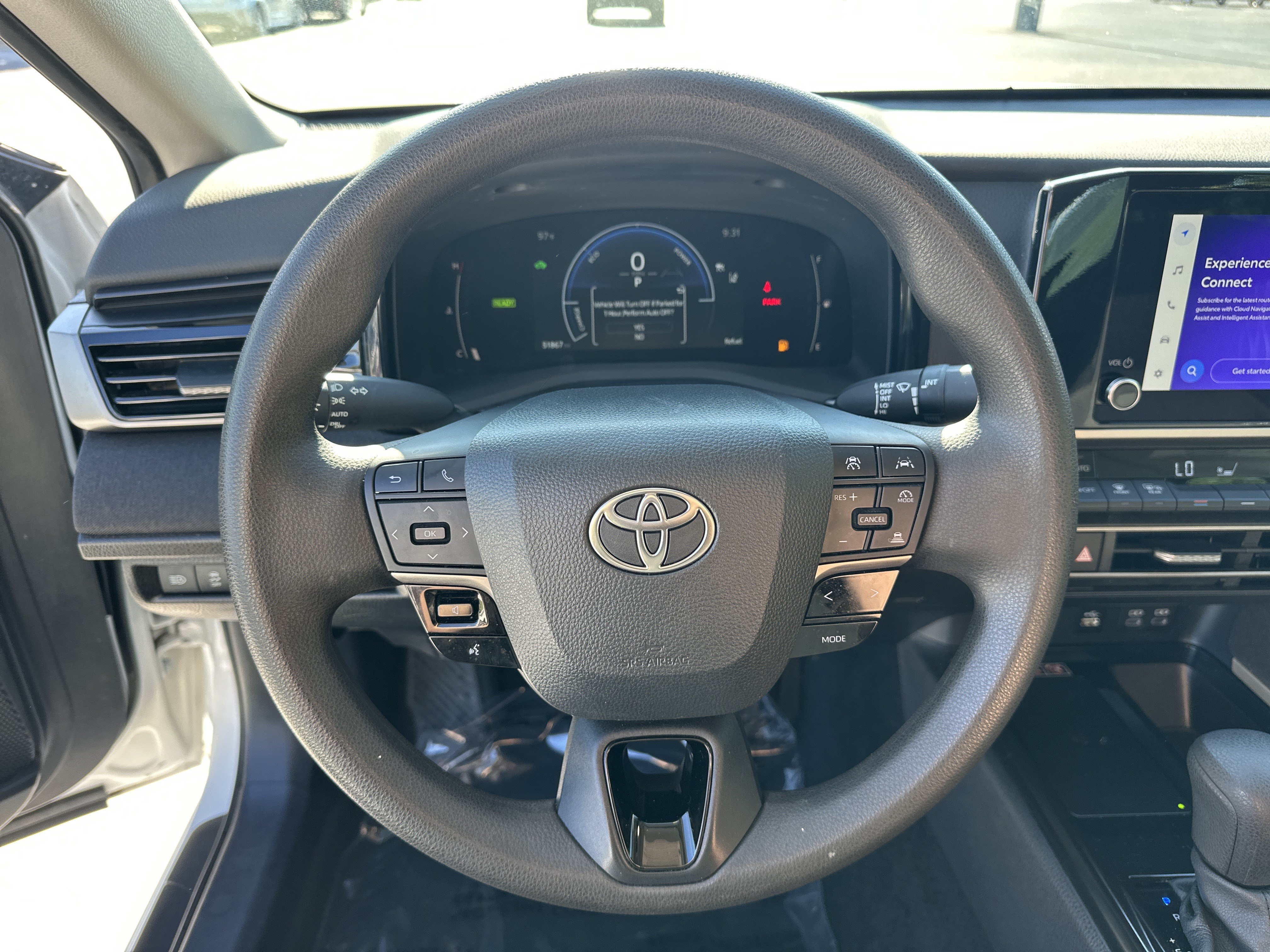 Used 2025 Toyota Camry LE FWD image 18